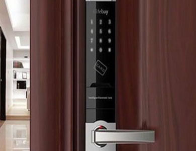 龙凤24小时上门开锁公司